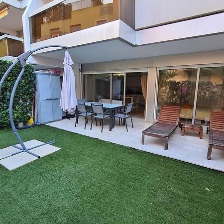Le Lodge, T2 Classe 3 Etoiles Avec Jardin, Parking, Piscine & Mer A 2 Pas Menton Exteriör bild